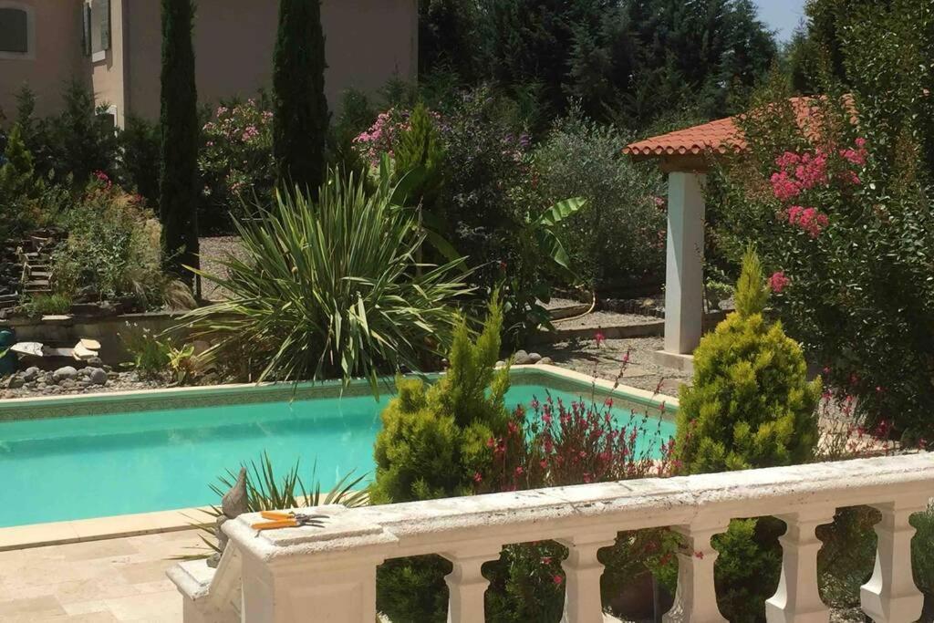 Peaceful 3 Bedroom 8 Person Ground Floor Apartment With Large Private Heated Pool La Digne-d'Amont 외부 사진
