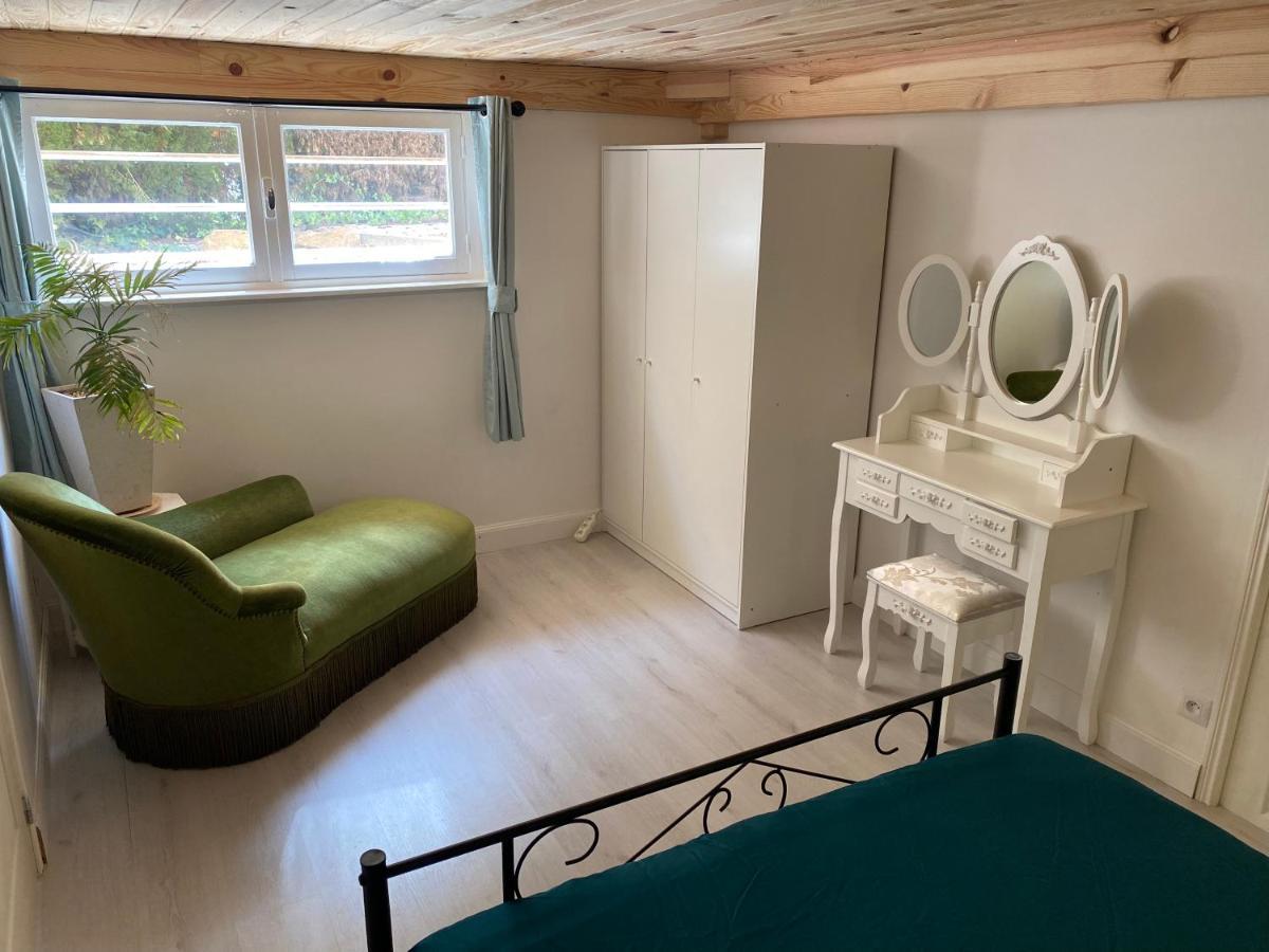 Peaceful 3 Bedroom 8 Person Ground Floor Apartment With Large Private Heated Pool La Digne-d'Amont 외부 사진