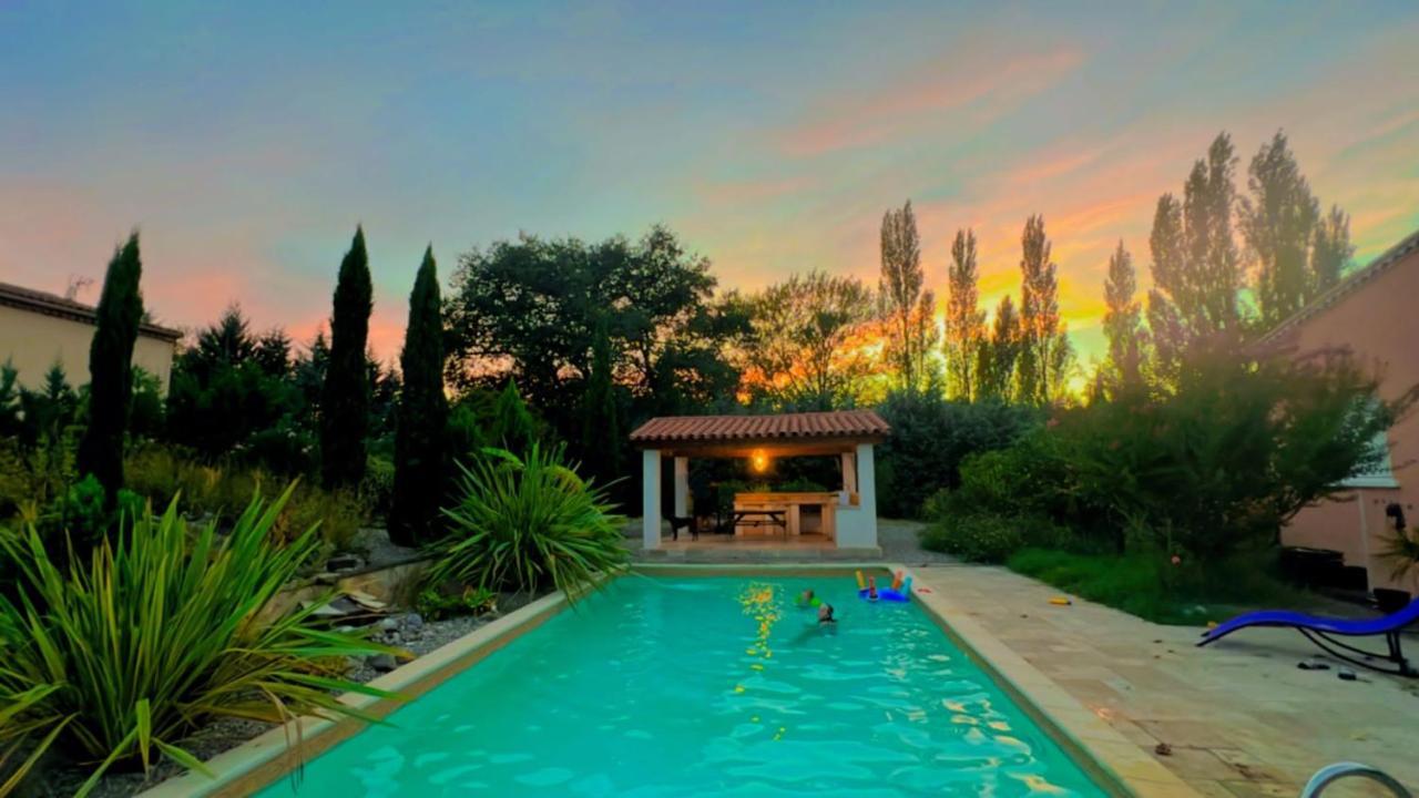 Peaceful 3 Bedroom 8 Person Ground Floor Apartment With Large Private Heated Pool La Digne-d'Amont 외부 사진